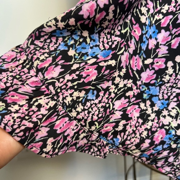 Eight sixty small floral long sleeve shorts romper with elastic waist - Picture 3 of 8